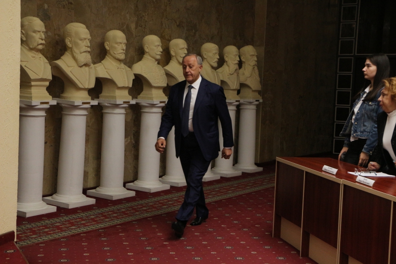 Под Саратовом хотят построить городок на 30 тысяч жителей с парком, школами и детсадами