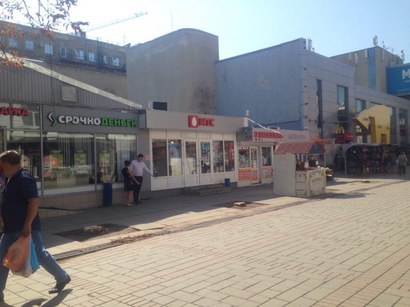 Проспект Кирова в пеньках, один квартал перекрыт