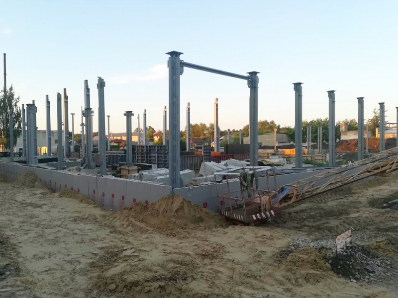 В Романовке до конца года хотят достроить бассейн для будущих чемпионов