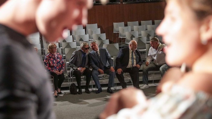 Володин предложил ущемленным студентам-художникам провести выставки в Саратове и Хвалынске