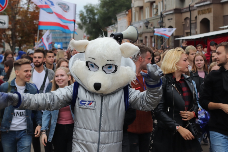 Первокурсники СГТУ отметили День Знаний