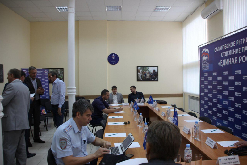 Директор «Дорожного контроля» рассказал о плачевном состоянии разметки и стоп-линий