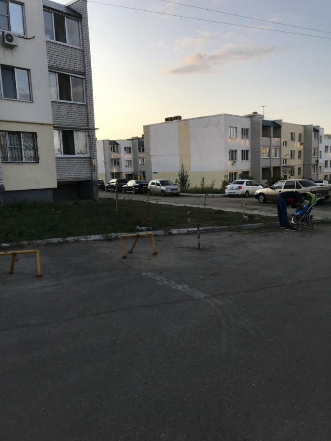 Жители «Риолита» просят разобраться с захватом земли под парковки