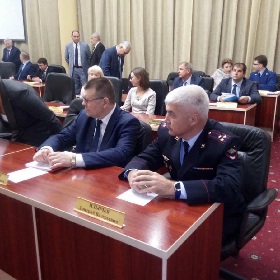 Стрелюхин потребовал обеспечить теплом школы и детские сады до 1 октября