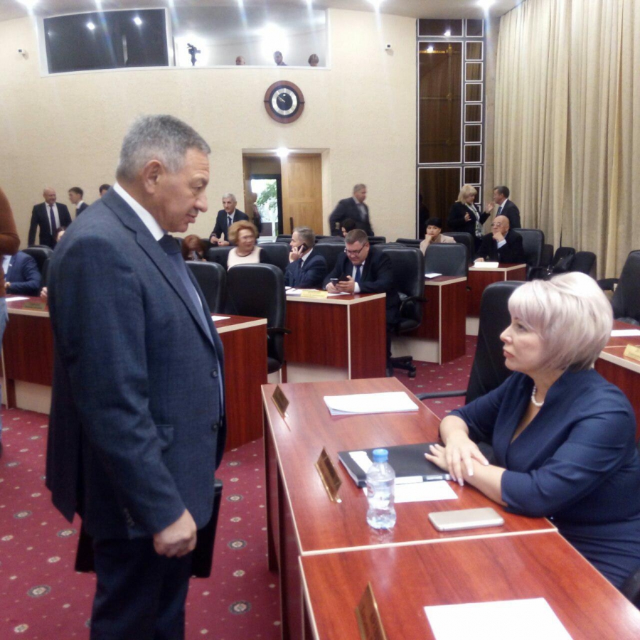 Стрелюхин потребовал обеспечить теплом школы и детские сады до 1 октября