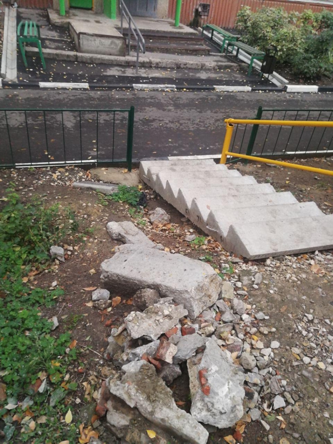 Вадим Рогожин рассказал о проблемах при благоустройстве дворов в Саратове