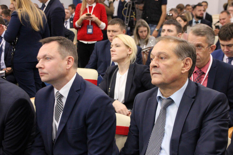 На втором экономическом форуме рассказали о трассе Шанхай-Гамбург