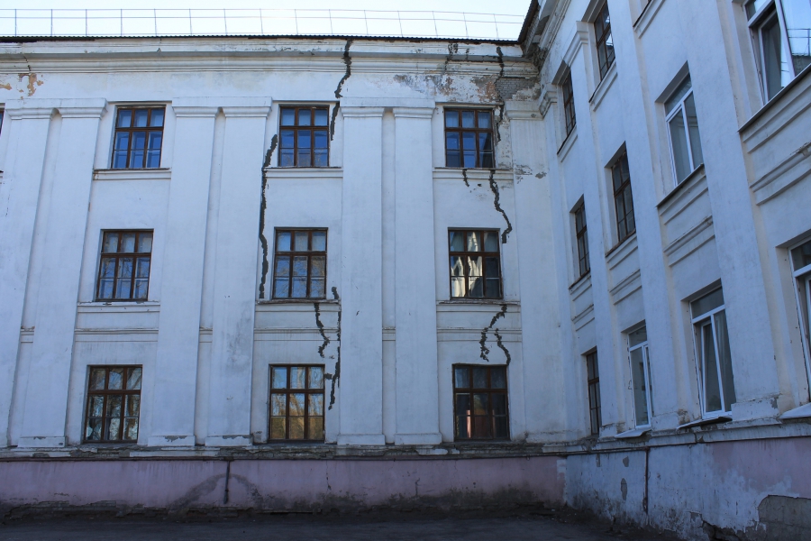 Володин призвал сочетать в школе №84 красоту и функциональность