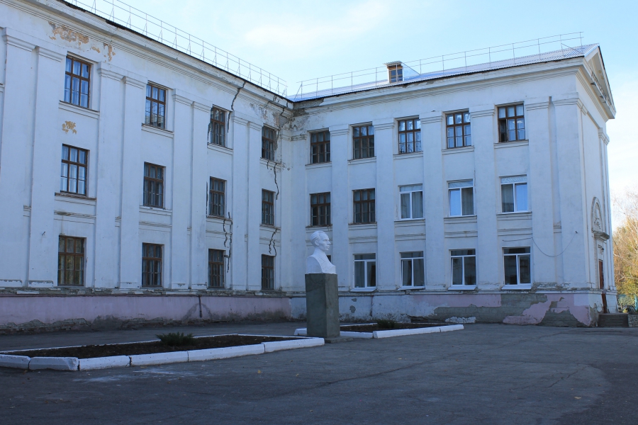 Володин призвал сочетать в школе №84 красоту и функциональность