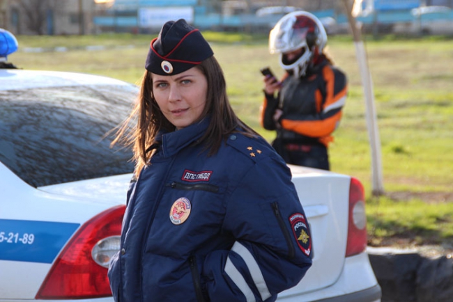 Саратовские автоинспекторы провели профбеседу с мотоциклистами