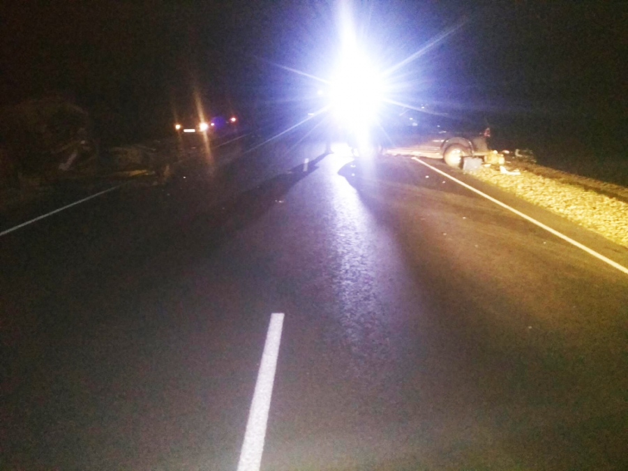 Под Красноармейском «Паджеро» искорежило в ДТП с трактором. Пострадали трое