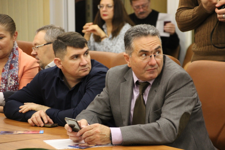 В областной думе заявили о нехватке в регионе жизненно важных лекарств