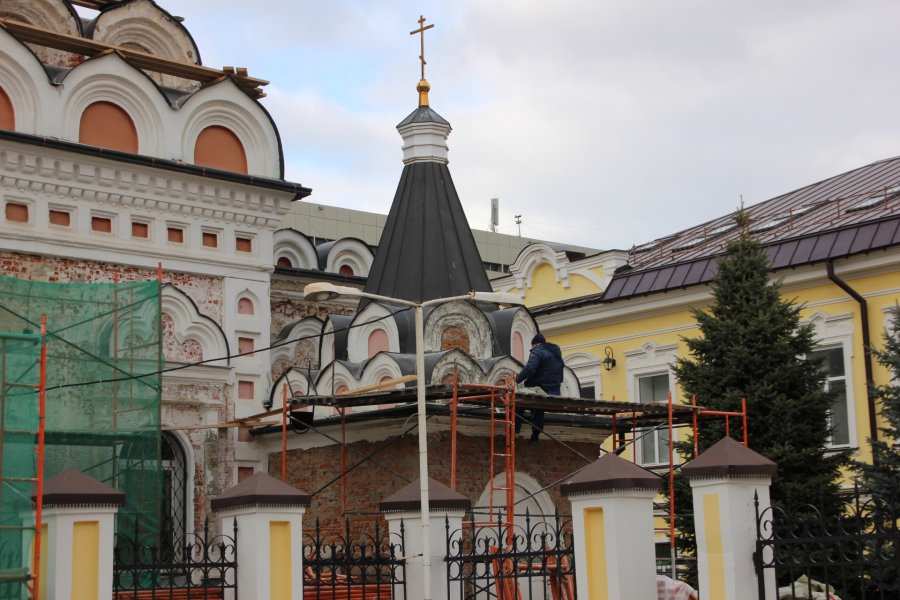 С храма «Утоли моя печали» сняли купола для ремонта
