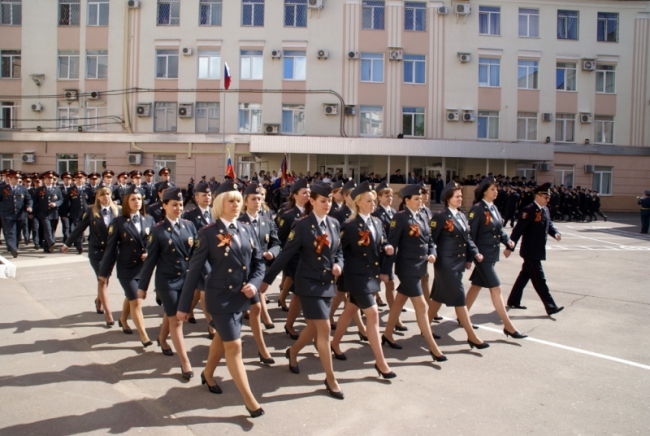 Накануне Дня Победы в Саратове открыли Аллею мужества