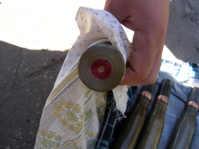 В разрушенном жилище обнаружили артиллерийские снаряды