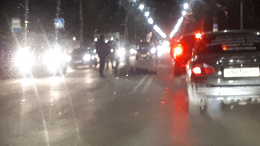 В Елшанке мужчина погиб на пешеходном переходе из-за молодого шофера