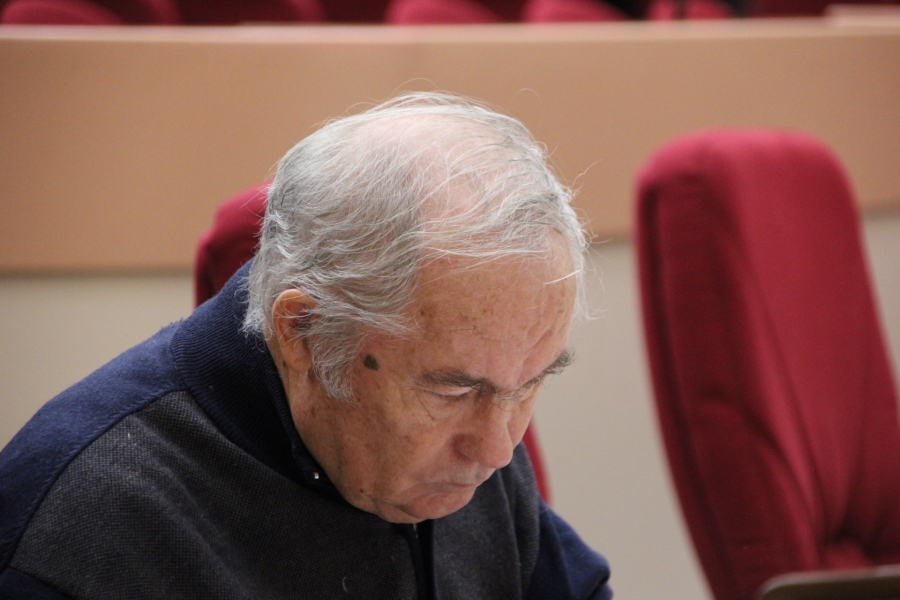 В Саратове не хватает денег на декабрьскую зарплату учителям двух районов