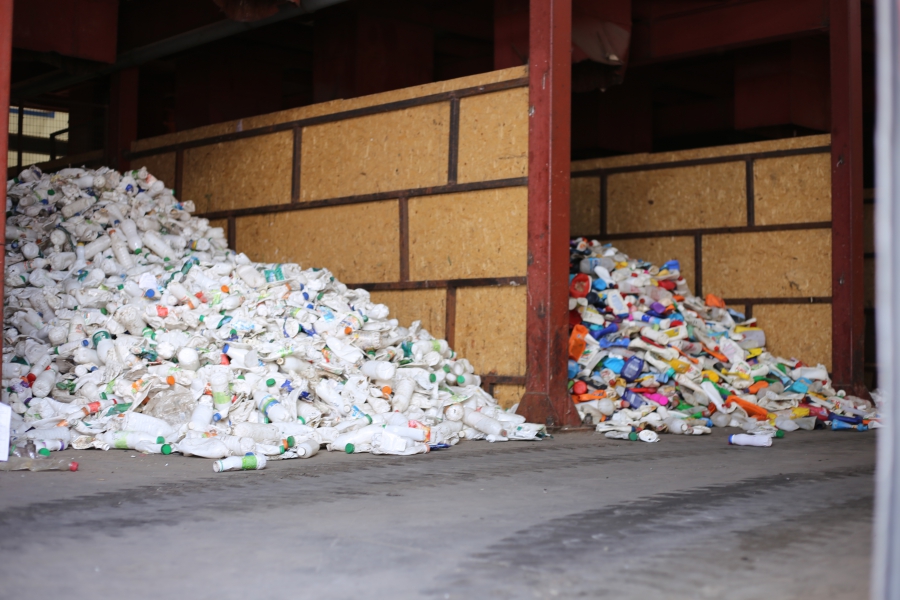 «Управление отходами» увеличило отбор пластика на МПК в Саратовской области