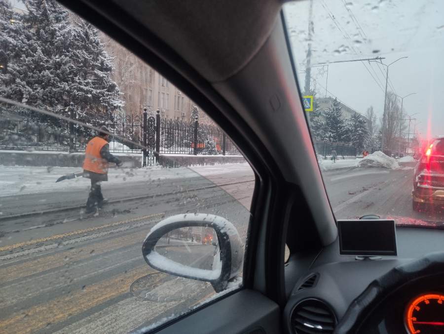 Руководитель Гидрометцентра: В Саратове образовался снежный слой 13 см