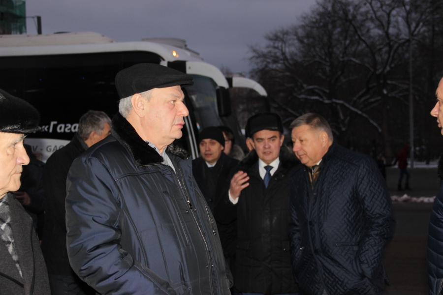 Руководителям заксобраний ПФО устроили экскурсию по проспекту Кирова