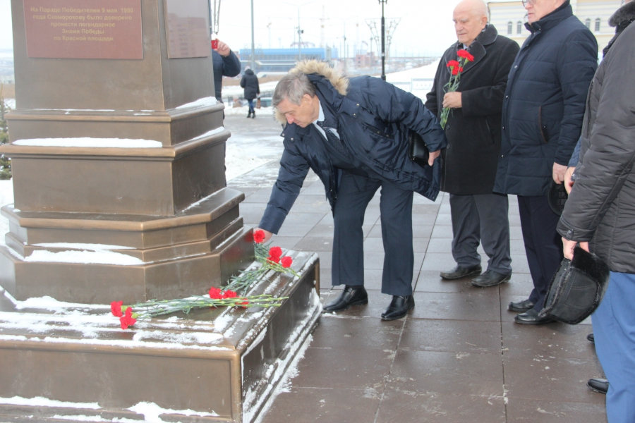 На бульваре Героев Отечества готовы поставить 293 бюста героям