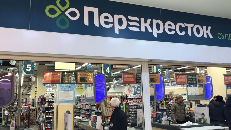 Регоператор уличил крупный супермаркет и боулинг-клуб в Энгельсе в нелегальном обращении с ТКО