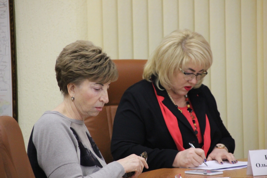 Областные депутаты решили перераспределить бюджетные средства на образование