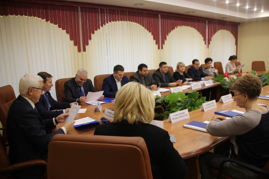 Областные депутаты решили перераспределить бюджетные средства на образование