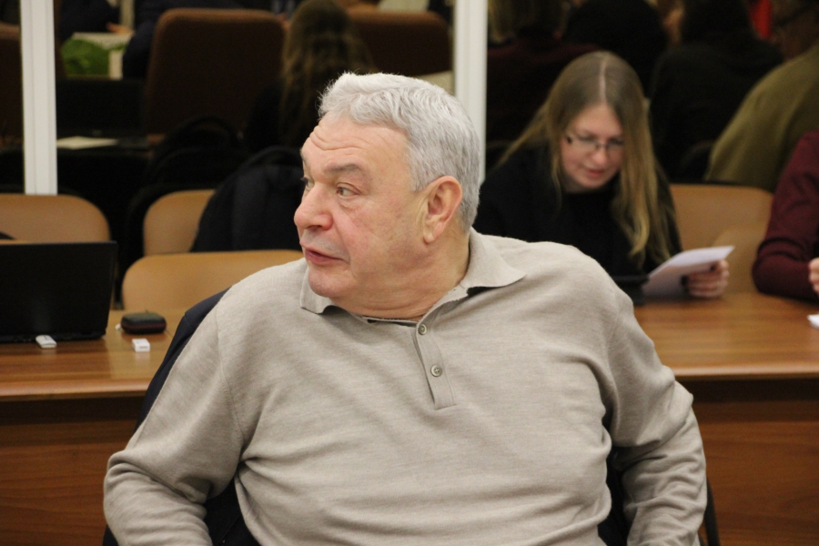 Областные депутаты решили перераспределить бюджетные средства на образование