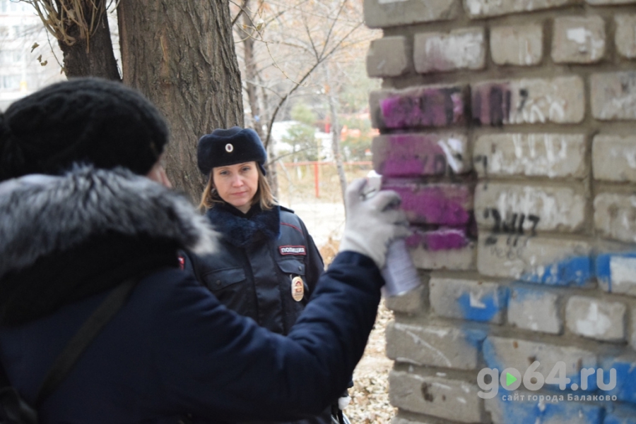Дед Мороз защитил Балаково от распространителей наркотиков