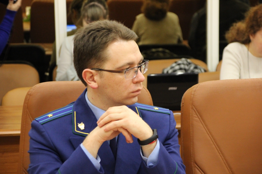 Саратовские депутаты найдут средства на призы для фотоконкурса к 75-летию Победы