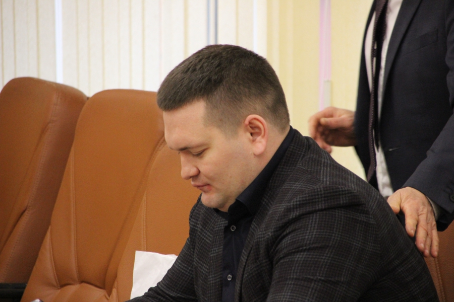 На комитете по бюджету областной думы из-за рядового кадрового вопроса разгорелись дебаты