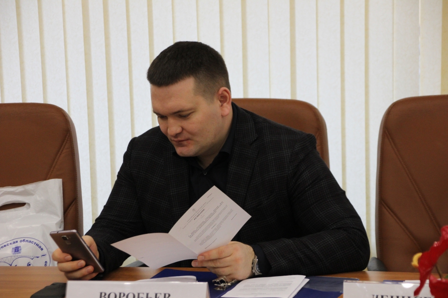 На комитете по бюджету областной думы из-за рядового кадрового вопроса разгорелись дебаты