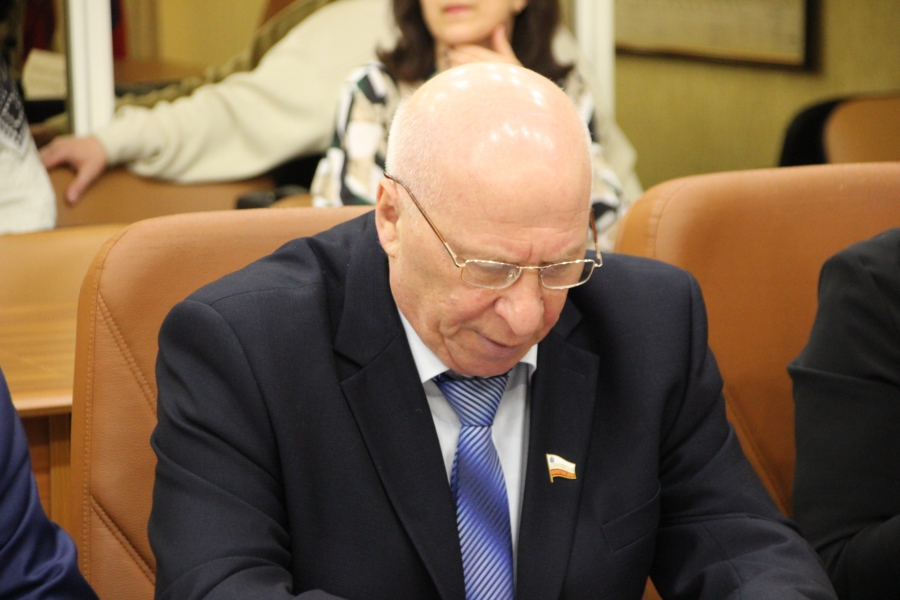 На комитете по бюджету областной думы из-за рядового кадрового вопроса разгорелись дебаты