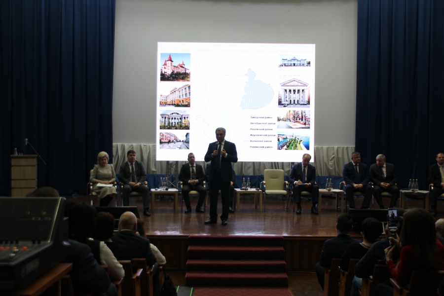 В Саратове председатель ГД призвал пересмотреть подходы к городскому строительству