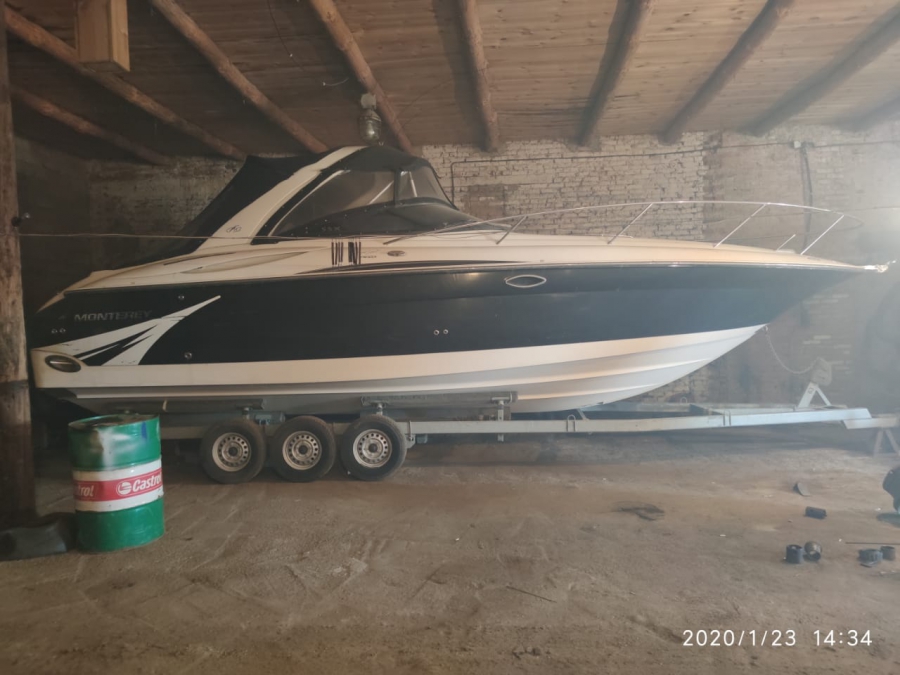 Под Саратовом у скандально известного экс-депутата Красильникова арестовали усадьбу, машины и АЗС