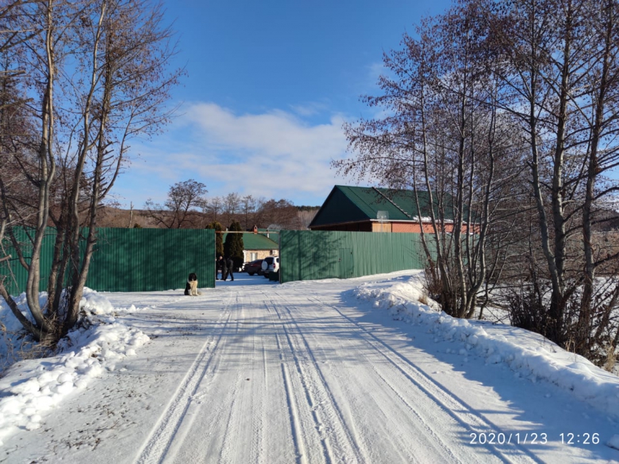 Под Саратовом у скандально известного экс-депутата Красильникова арестовали усадьбу, машины и АЗС