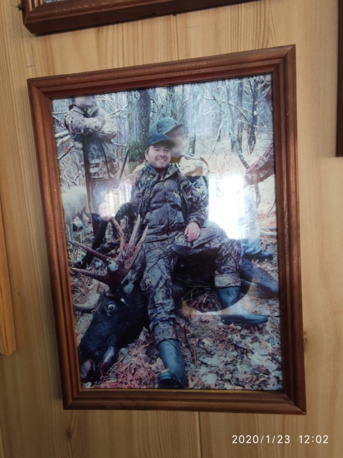 Под Саратовом у скандально известного экс-депутата Красильникова арестовали усадьбу, машины и АЗС