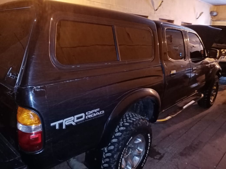 Под Саратовом у скандально известного экс-депутата Красильникова арестовали усадьбу, машины и АЗС Под Саратовом у скандально известного экс-депутата Красильникова арестовали усадьбу, машины и АЗС