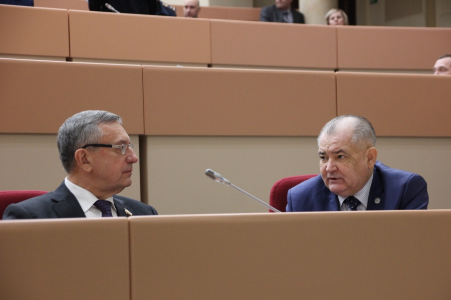 Саратовские дети-сироты получили право перезаключать договоры найма помещений