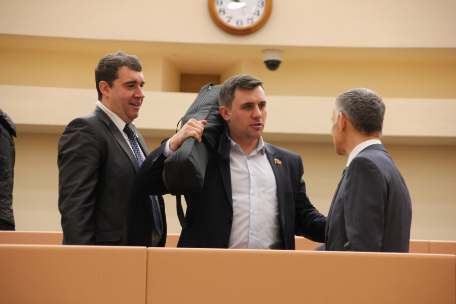 Саратовские дети-сироты получили право перезаключать договоры найма помещений