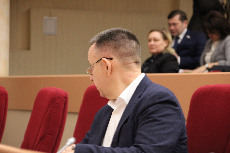 Саратовские дети-сироты получили право перезаключать договоры найма помещений