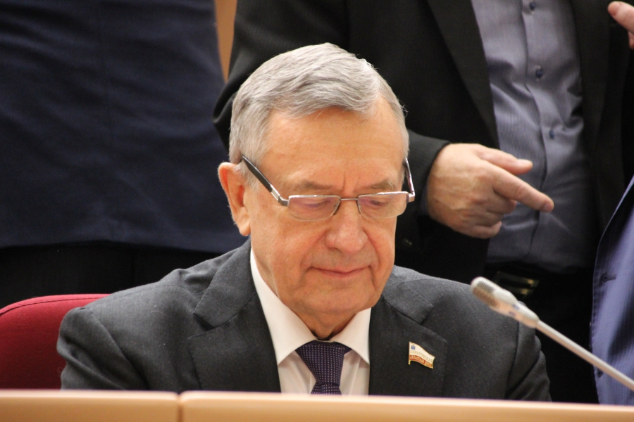 Саратовские дети-сироты получили право перезаключать договоры найма помещений