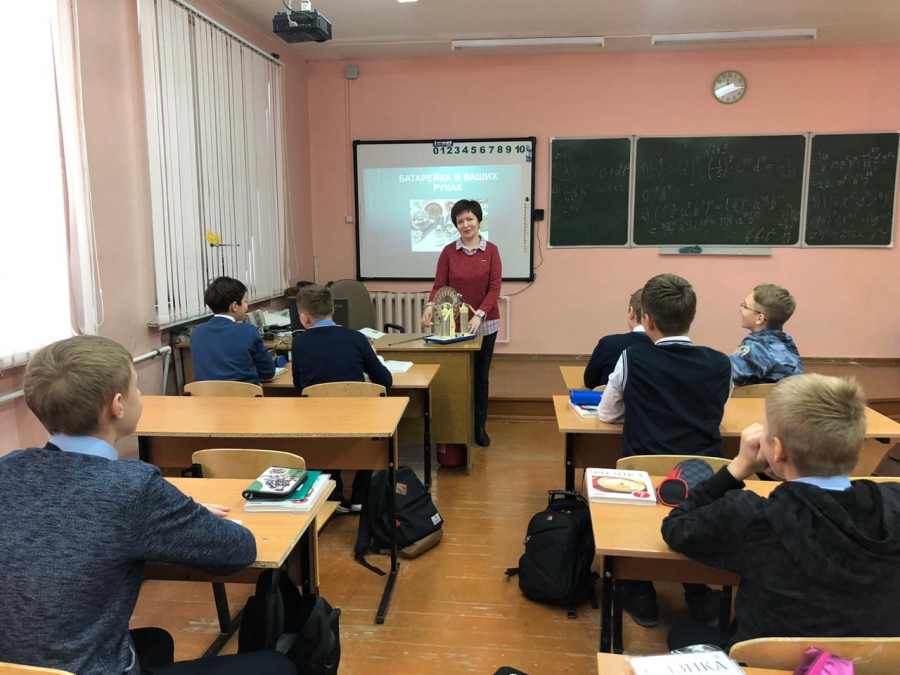 Акция «Сдаем вместе!» проходит в ряде школ Саратовской области