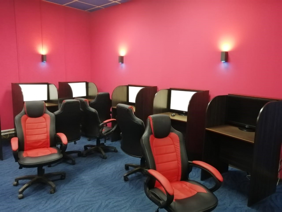 Силовики за один день «накрыли» три казино в Саратове и Энгельсе