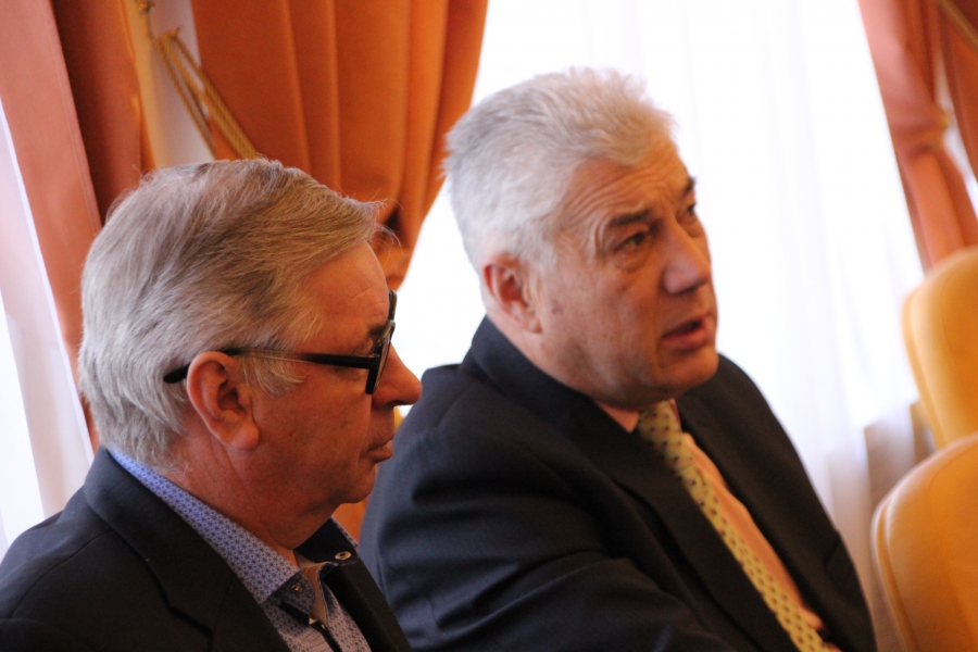 Вадим Рогожин призвал пресс-службы ведомств не выделять любимчиков среди СМИ