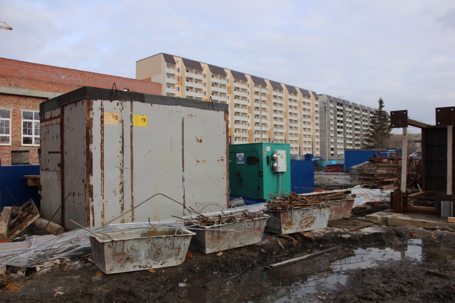 Володин раскритиковал подчиненных мэра Саратова за проблемы со школой в Авиаторе