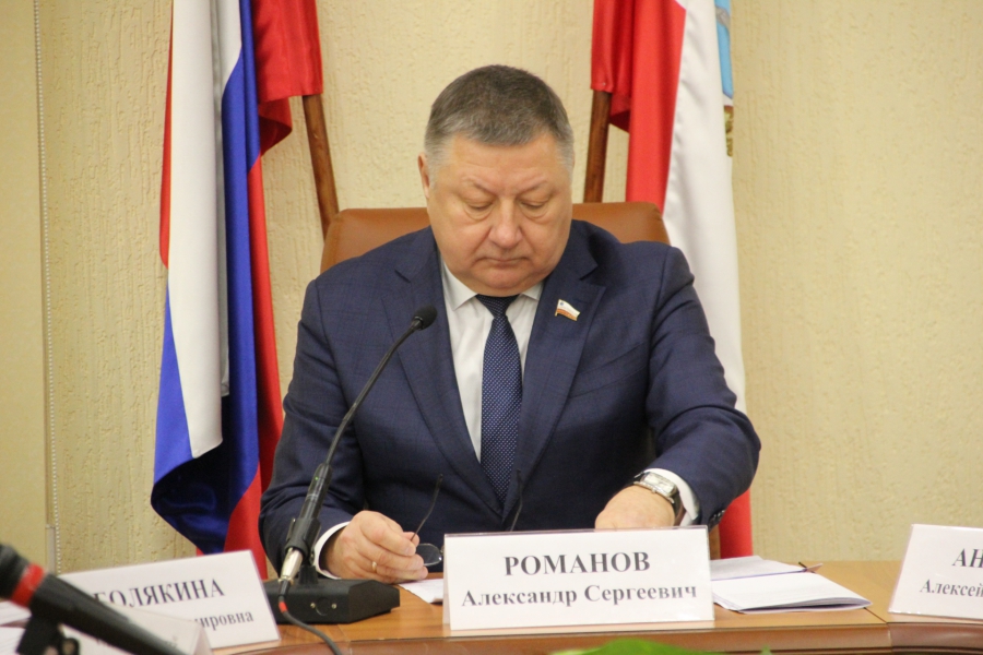 Депутат рассказал о возможном срыве планов по строительству домов для детей-сирот