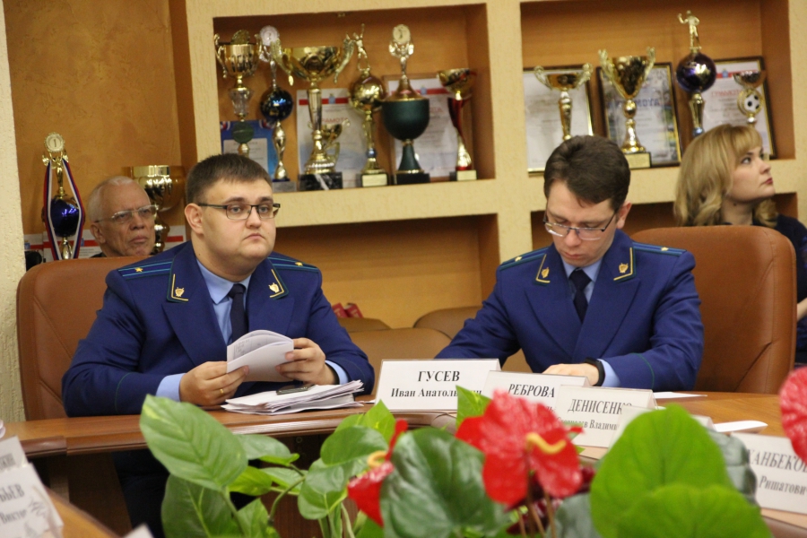 Депутат рассказал о возможном срыве планов по строительству домов для детей-сирот