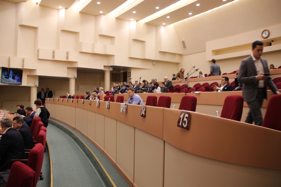 Городская дума предложила присвоить Саратову звание «Город трудовой доблести»